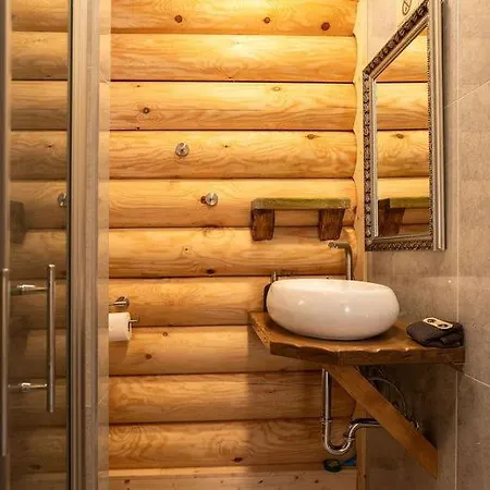 Pristava Village Holiday park 4*