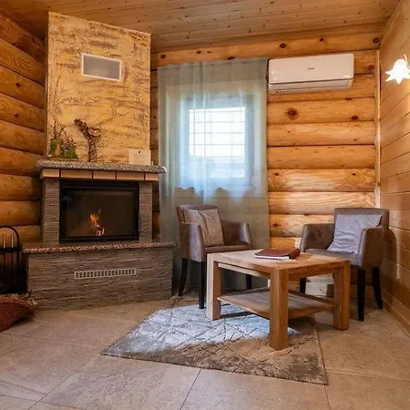 Pristava Village 4*
