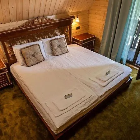 Vakantiepark Pristava Village Lepena