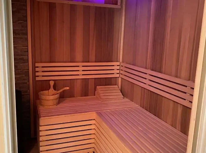 Pristava Village База отдыха 4*