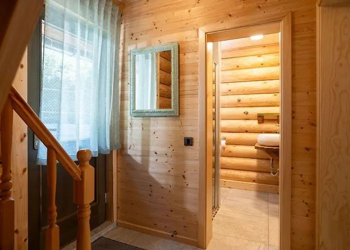 Pristava Village База отдыха 4*