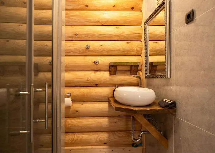 Pristava Village База отдыха 4*