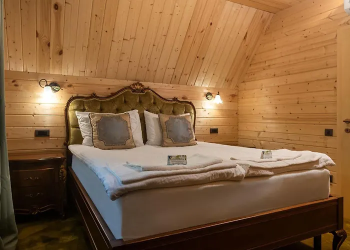 Pristava Village База отдыха 4*